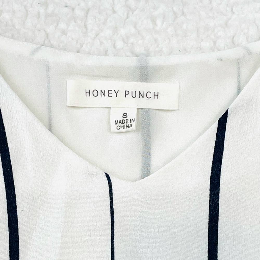 HONEY PUNCH • White Striped Side Slit Tank Top, S - Picture 11 of 13